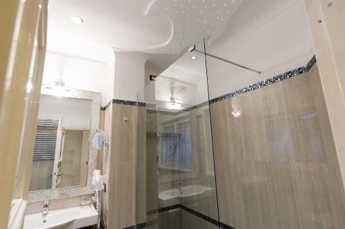 Margutta's Garden image 10