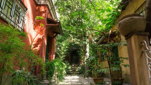 Margutta's Garden image 21